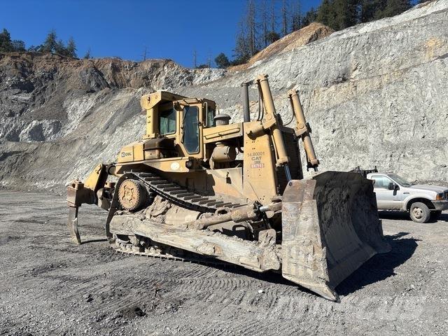 CAT D9L Buldožeri gusjeničari