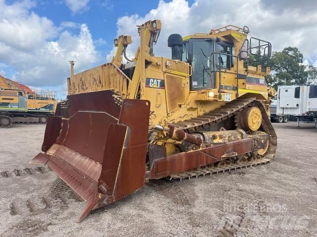 CAT D9T Buldožeri gusjeničari