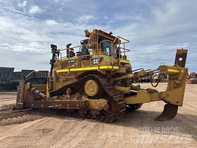 CAT D9T Buldožeri gusjeničari