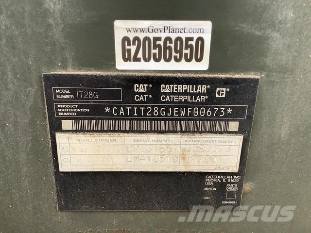 CAT IT28G Terenski viličar