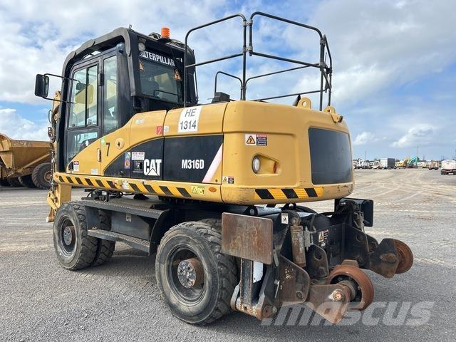 CAT M316D Bageri na kotačima