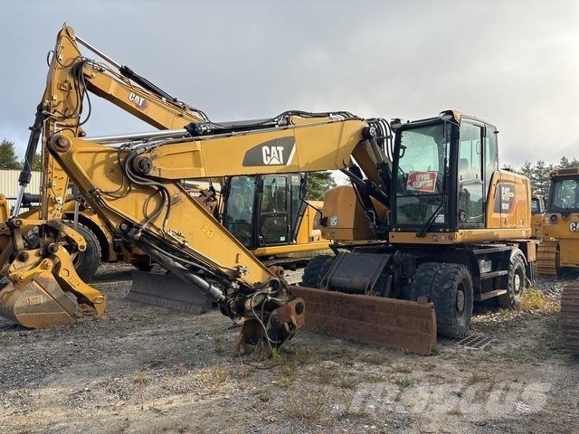 CAT M318F Bageri na kotačima