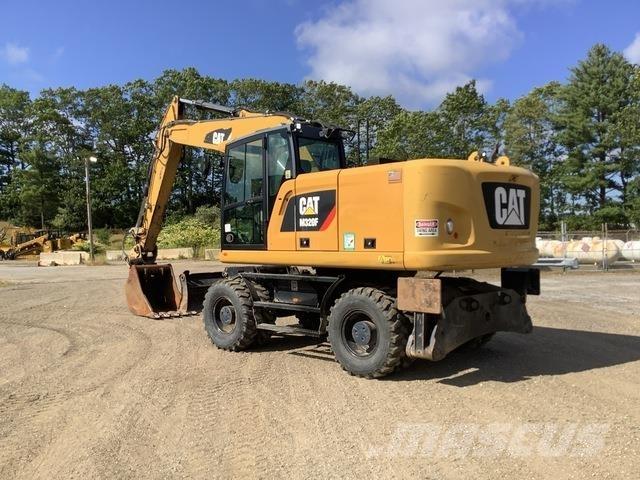 CAT M320F Bageri na kotačima