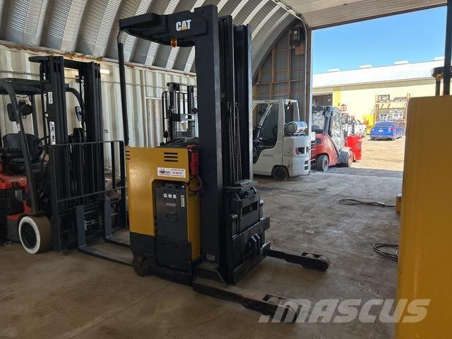 CAT NRR35 Viličari sa pomičnim stupom