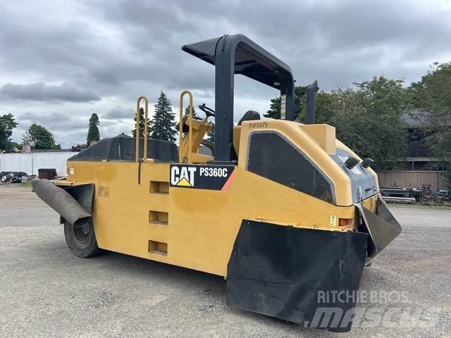 CAT PS-360C Gumeni valjci na kotačima