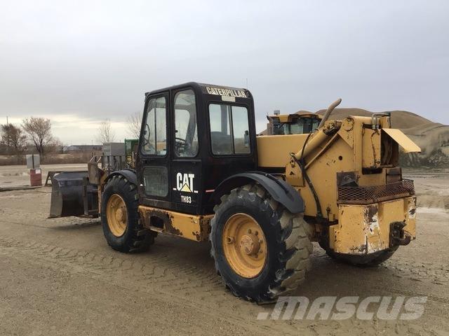 CAT TH83 Teleskopski viličari