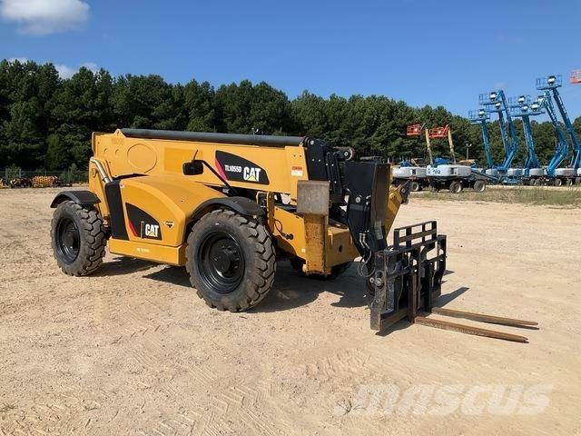 CAT TL1055D Teleskopski viličari