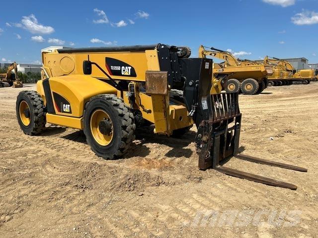 CAT TL1255D Teleskopski viličari
