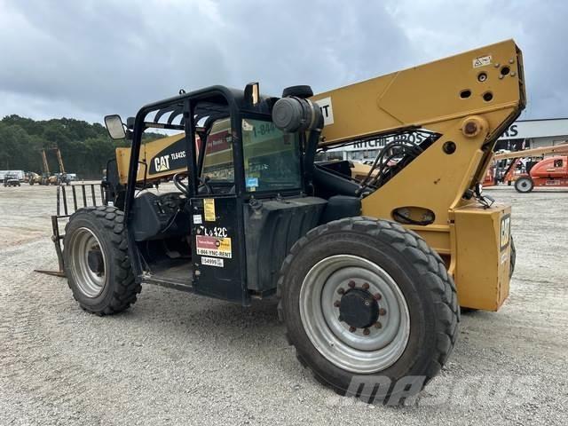 CAT TL642C Teleskopski viličari