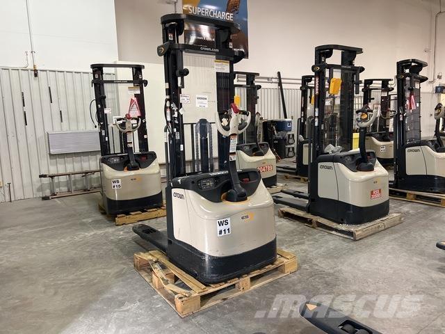 Crown ES 4000 Samopogonski ručni viličari