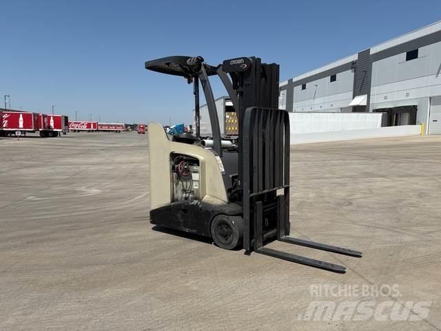 Crown RC5500 Električni viličari