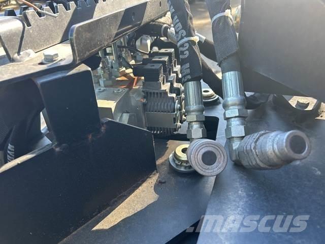  Davids V-Loc Skid steer mini utovarivači