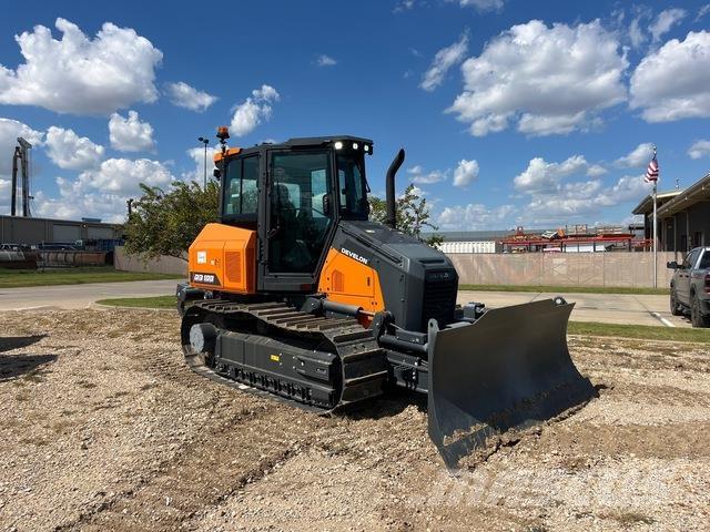 Develon DD100 Buldožeri gusjeničari