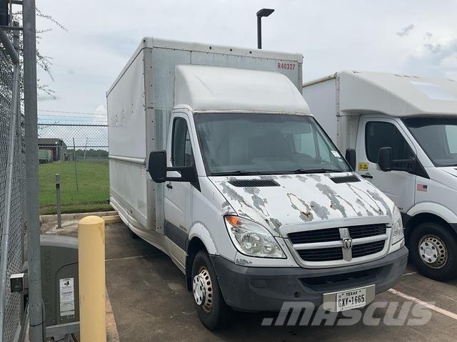 Dodge Sprinter Sanduk kombiji