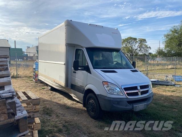 Dodge Sprinter Sanduk kombiji