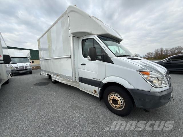 Dodge Sprinter Sanduk kombiji