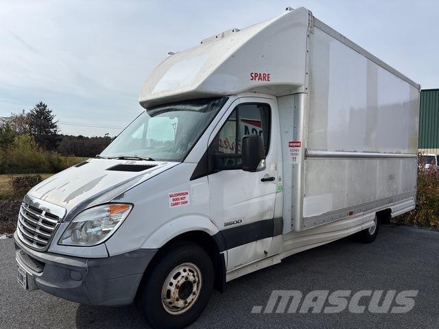 Dodge Sprinter Sanduk kombiji