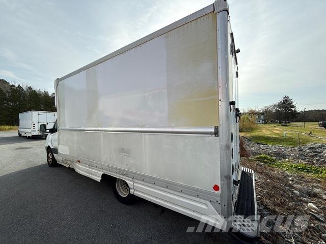 Dodge Sprinter Sanduk kombiji