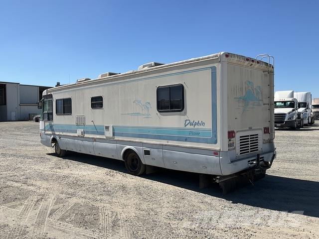  Dolphin 34D Kamperi i kamp prikolice