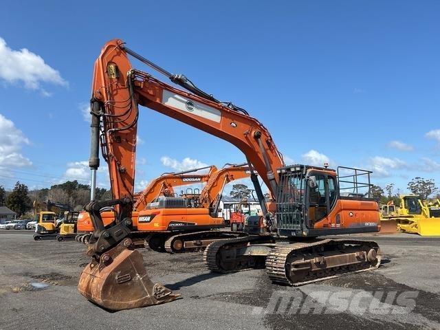 Doosan DX300LC Bageri gusjeničari