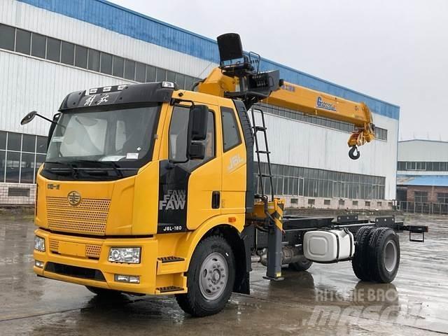 FAW J6L - 180 Kamioni sa kranom