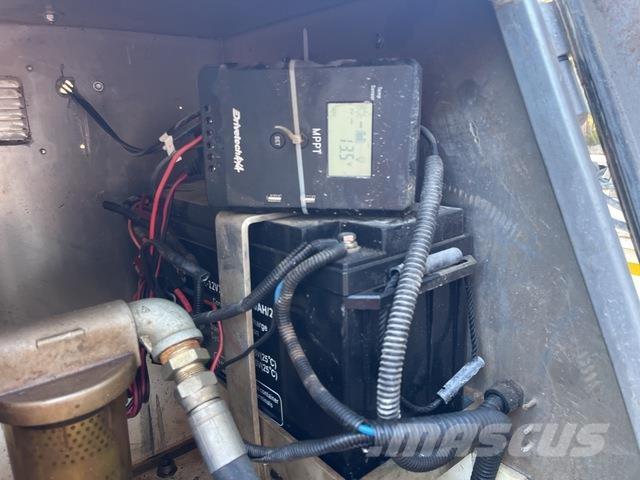  FES Fuel and additive tanks