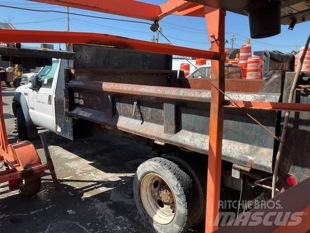 Ford 550 Kiper kamioni
