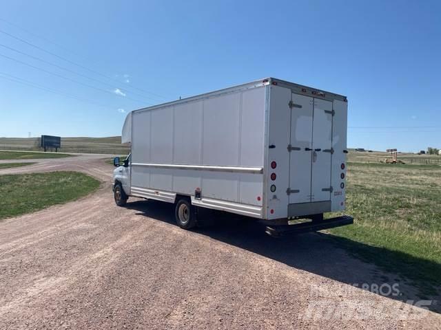 Ford E-350 Dostavna vozila / kombiji