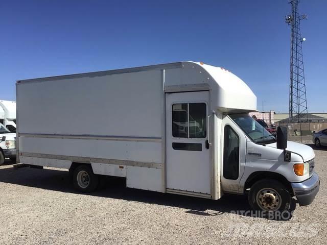 Ford E-350 Dostavna vozila / kombiji
