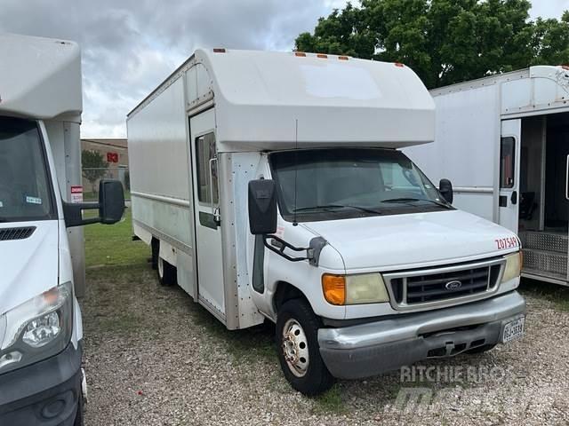 Ford E-350 Dostavna vozila / kombiji