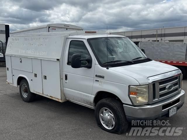 Ford E-350 Kiperi