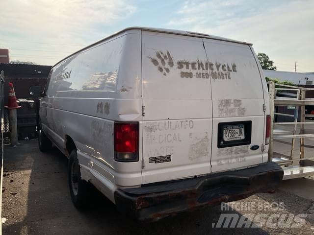 Ford E-350 Dostavna vozila / kombiji