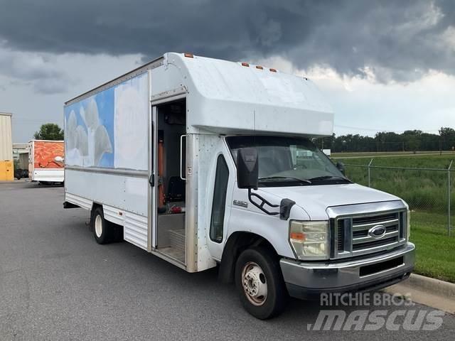 Ford E-350 Sanduk kamioni