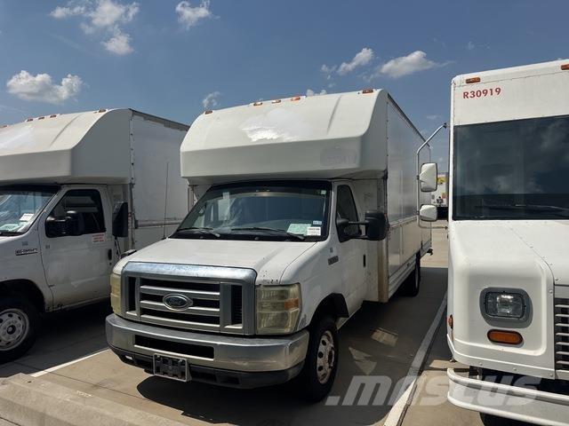 Ford E-350 Sanduk kombiji