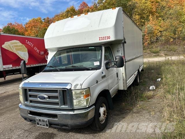 Ford E-350 Dostavna vozila / kombiji