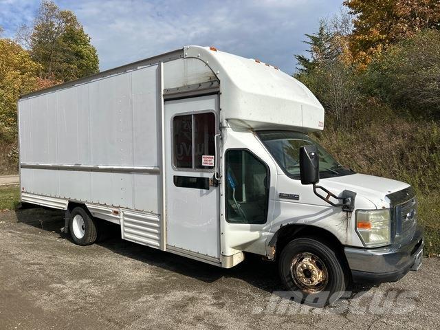 Ford E-350 Dostavna vozila / kombiji