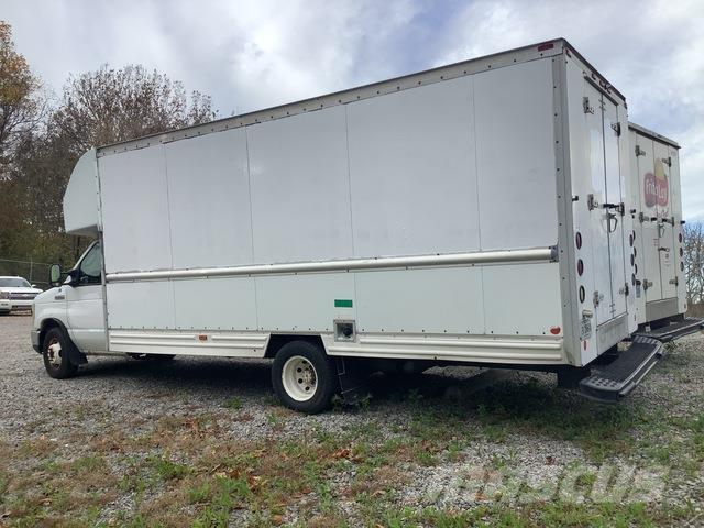 Ford E-350 Dostavna vozila / kombiji