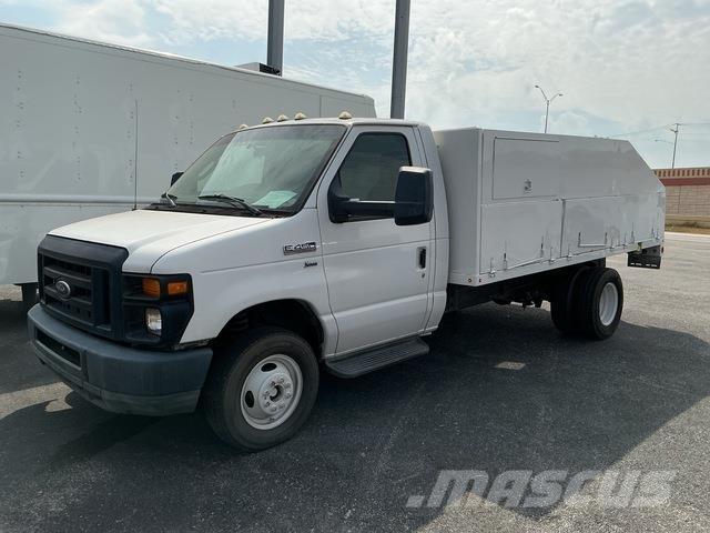 Ford E-450 Rasipači mineralnog  gnojiva