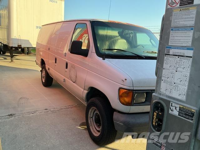 Ford E350 Sanduk kamioni