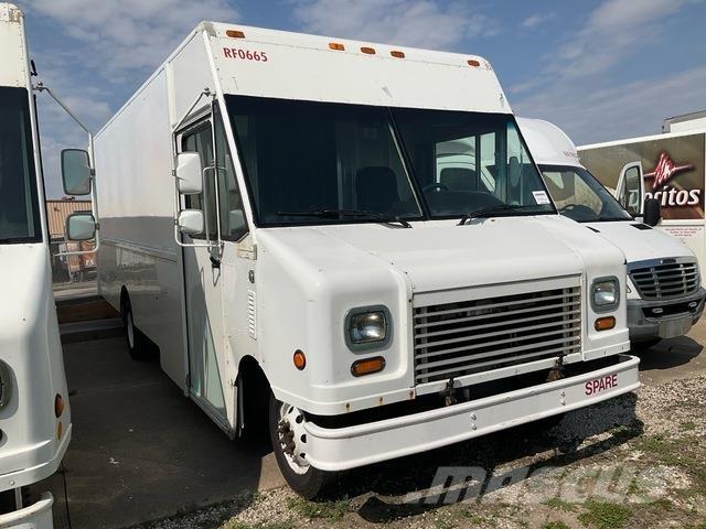 Ford Econoline Sanduk kombiji