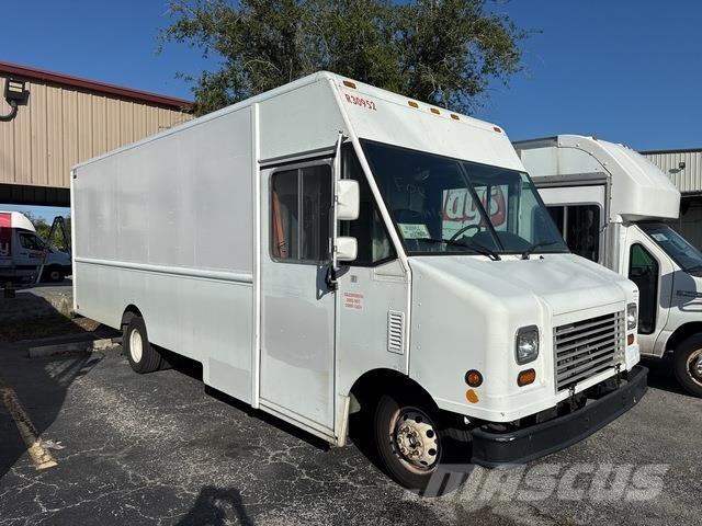 Ford Econoline Sanduk kombiji