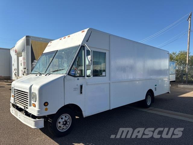 Ford Econoline Sanduk kombiji