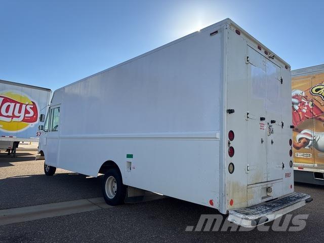 Ford Econoline Sanduk kombiji