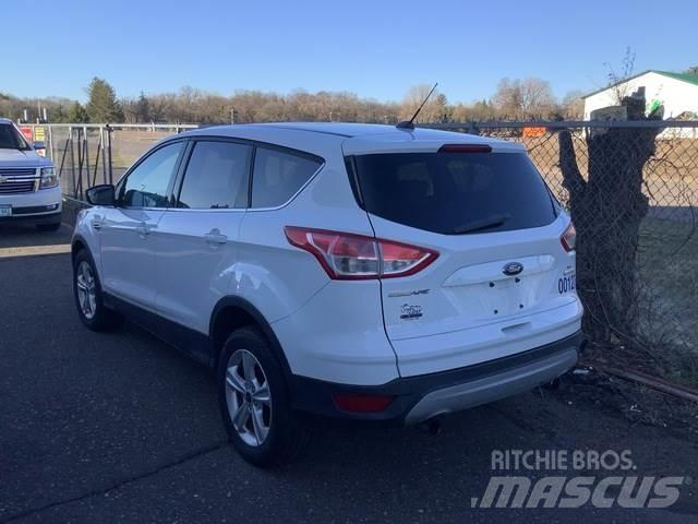 Ford Escape Automobili