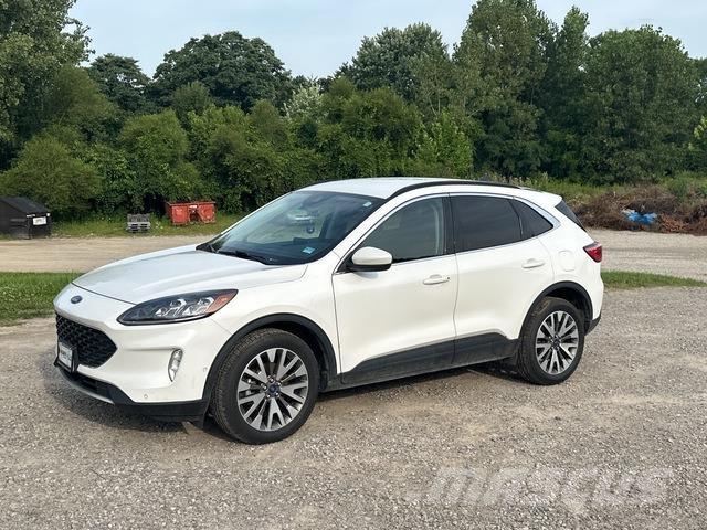 Ford Escape Automobili