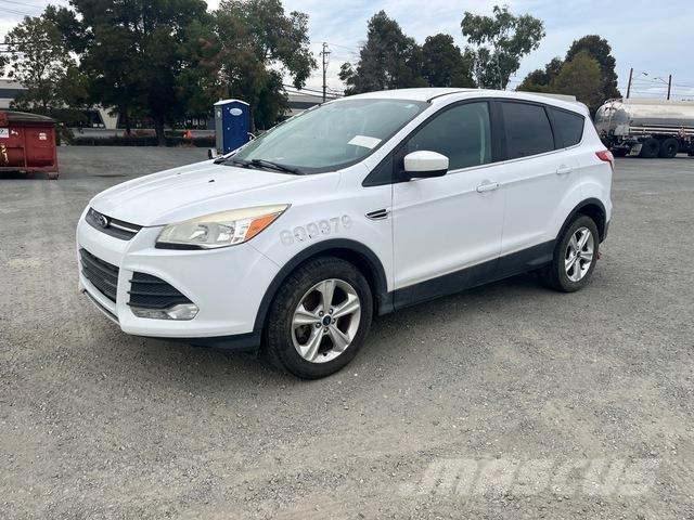 Ford Escape Automobili