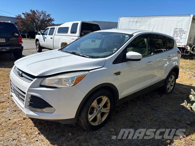 Ford Escape Automobili