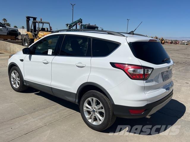 Ford Escape Automobili