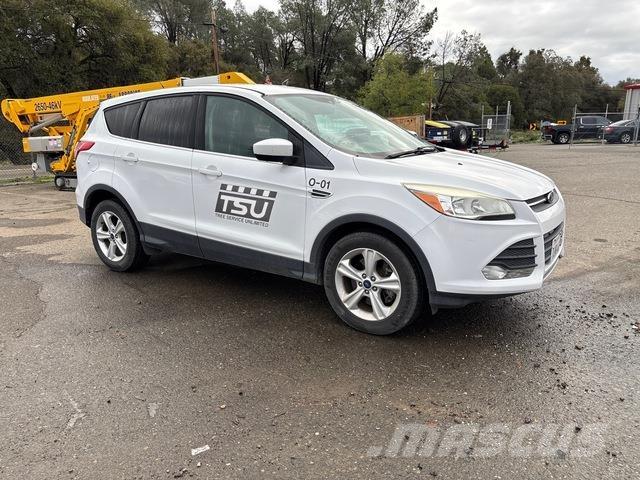 Ford Escape Automobili