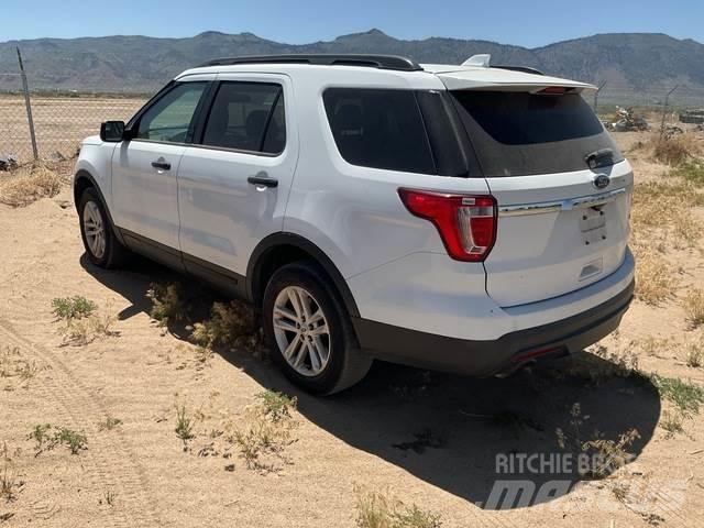 Ford Explorer Automobili